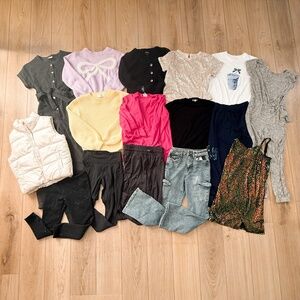 GIRLS PREPPY AND TRENDY FALL WINTER CLOTHING BUNDLE SIZE LARGE